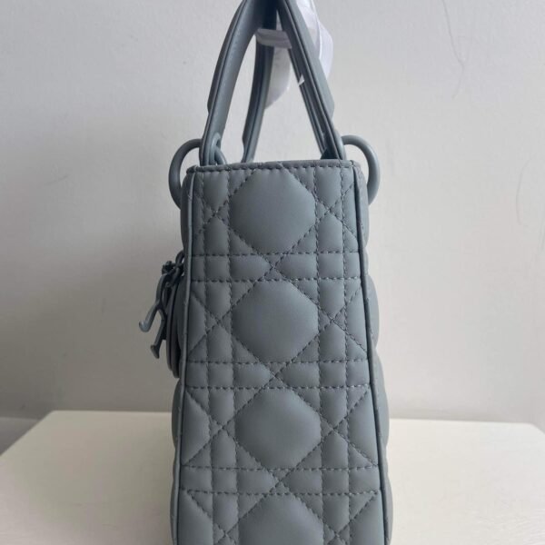 z5305211917096 71110423ddb151b8a0bfc6a2bcd61579 Kirameibag